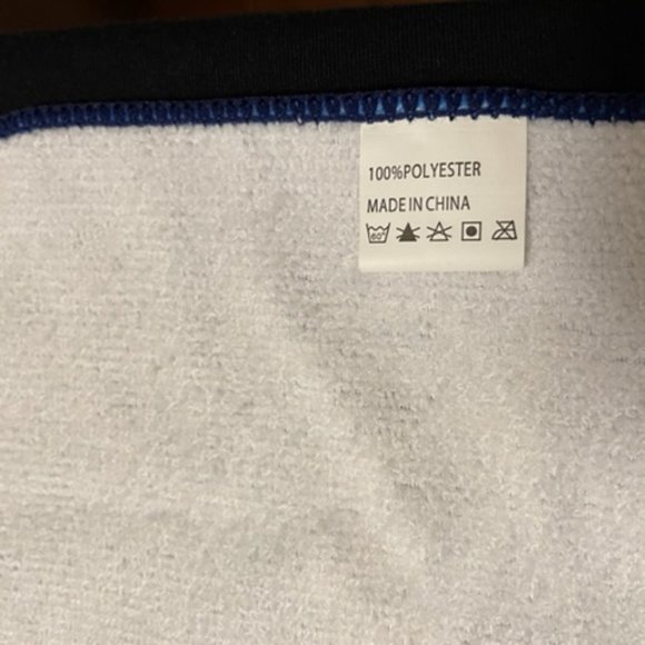 New York Giants Bud Light Jersey Towel.  Rare.  Blue front Giants NY Logo  NWOT - Picture 7 of 8